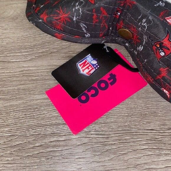 Tampa Bay Buccaneers NFL Foco Bucket Hat NWT Red and Black - Picture 6 of 6